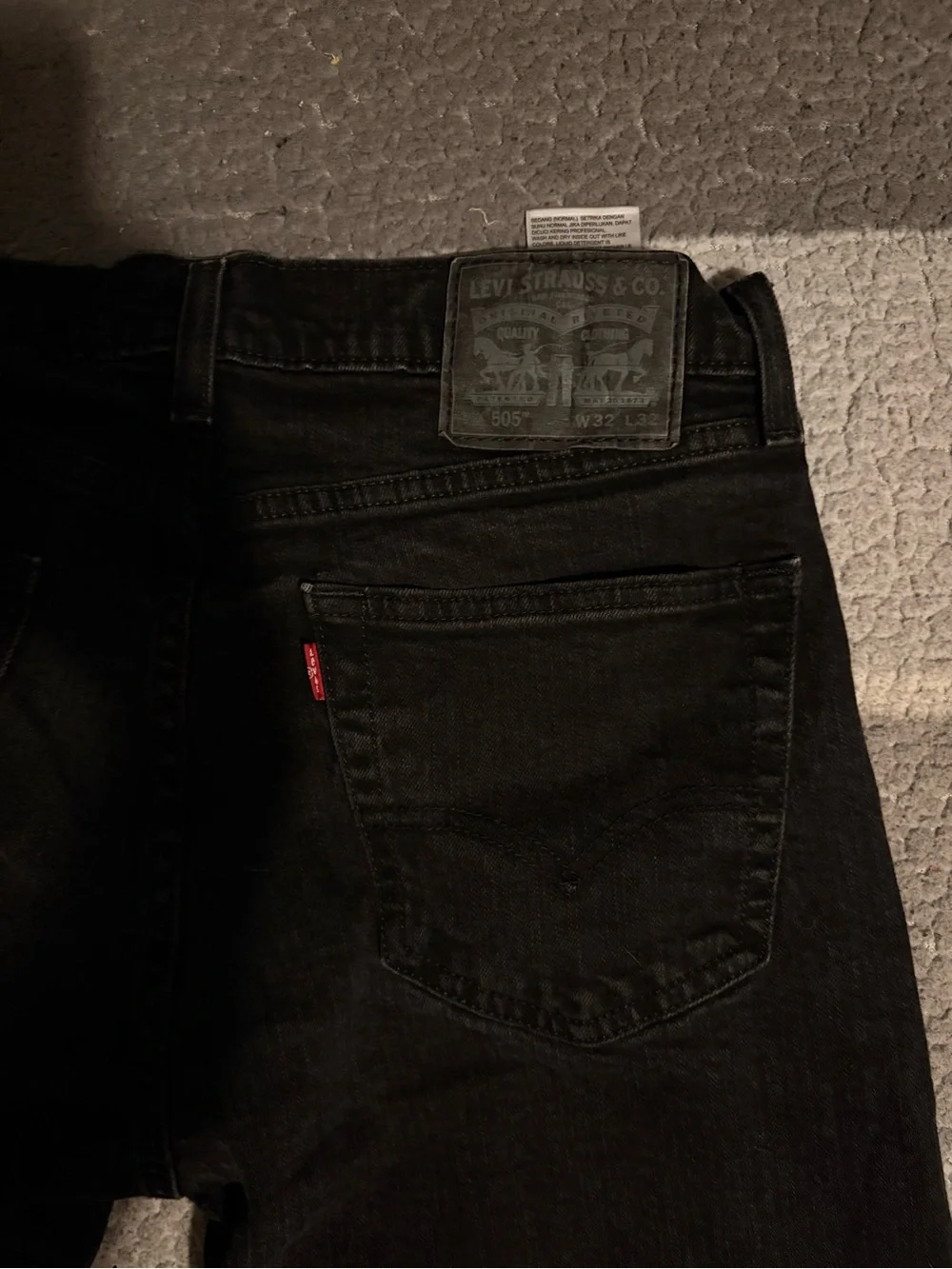 Levi’s Black Men's Size W32 L32 Slim Straight Jeans W/ Pockets